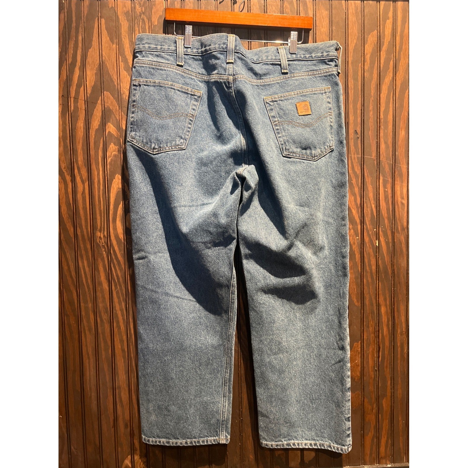 Carhartt Relaxed Fit Tapered Leg Jeans Mens 40x28 Light Wash Blue Denim Workwear