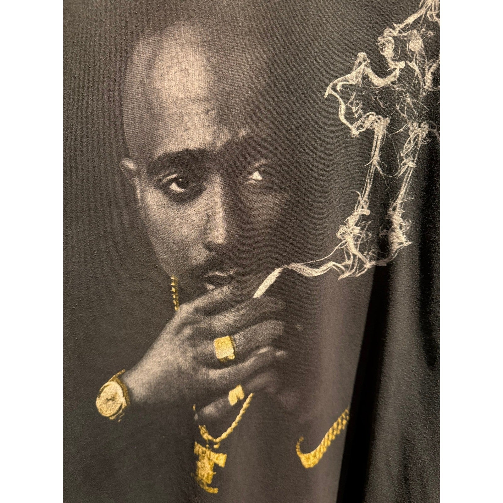 Tupac Shakur Graphic Tee Mens XL Faded Black Gold Foil Smoke Cross Rap T-Shirt