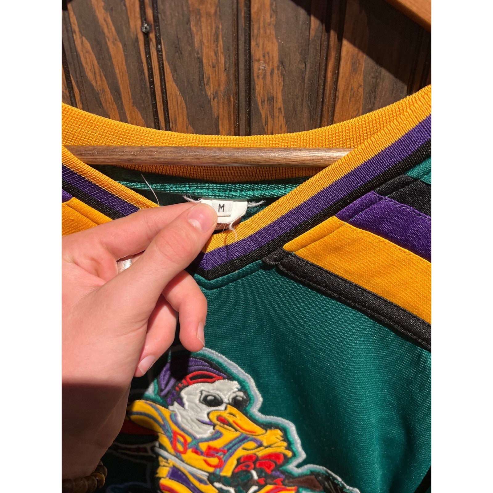 Vintage Mighty Ducks Hockey Jersey Green Purple Yellow Embroidered 96 Mens XL