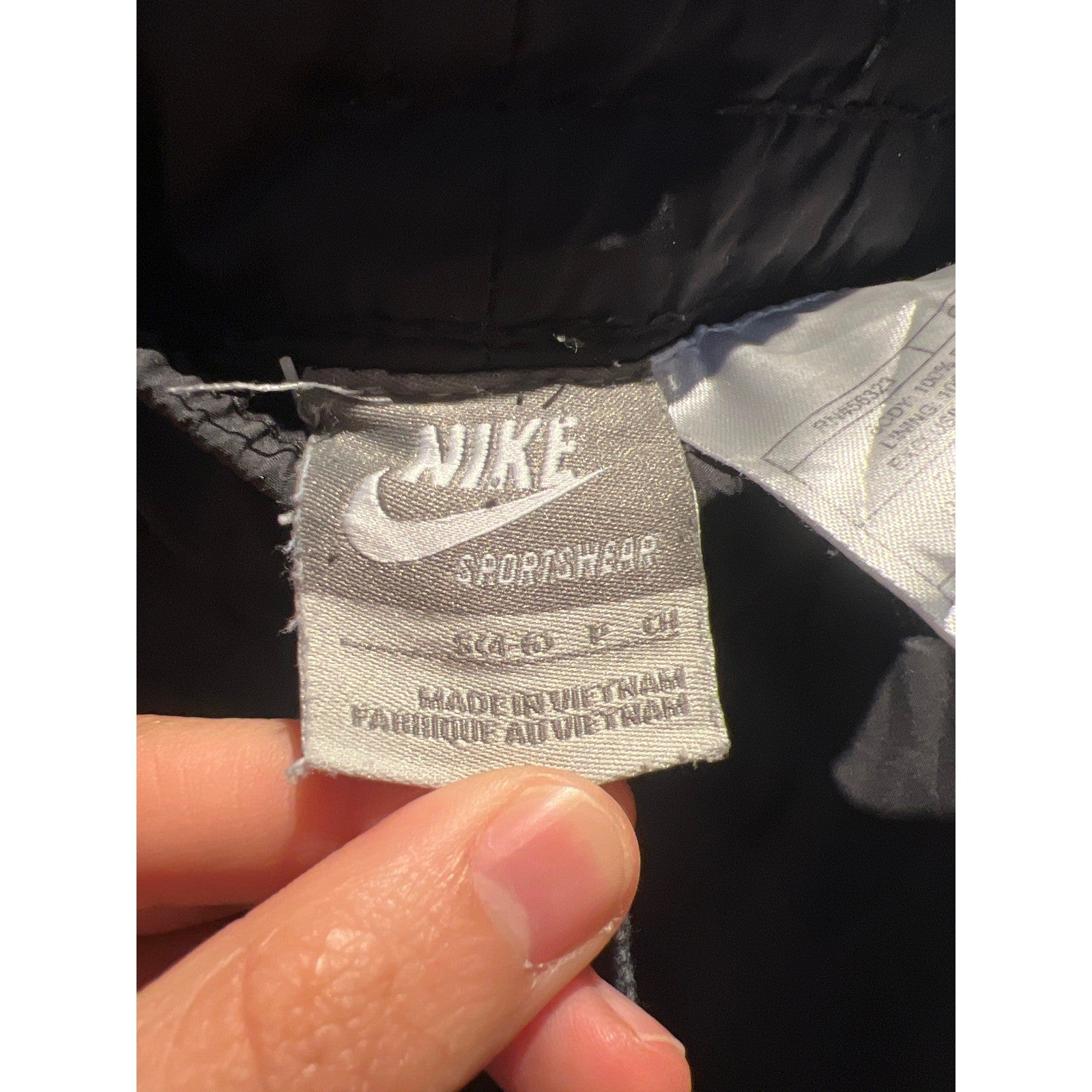 Nike Womens Black White Stripe Nylon Capri Track Pants Cropped Joggers XL