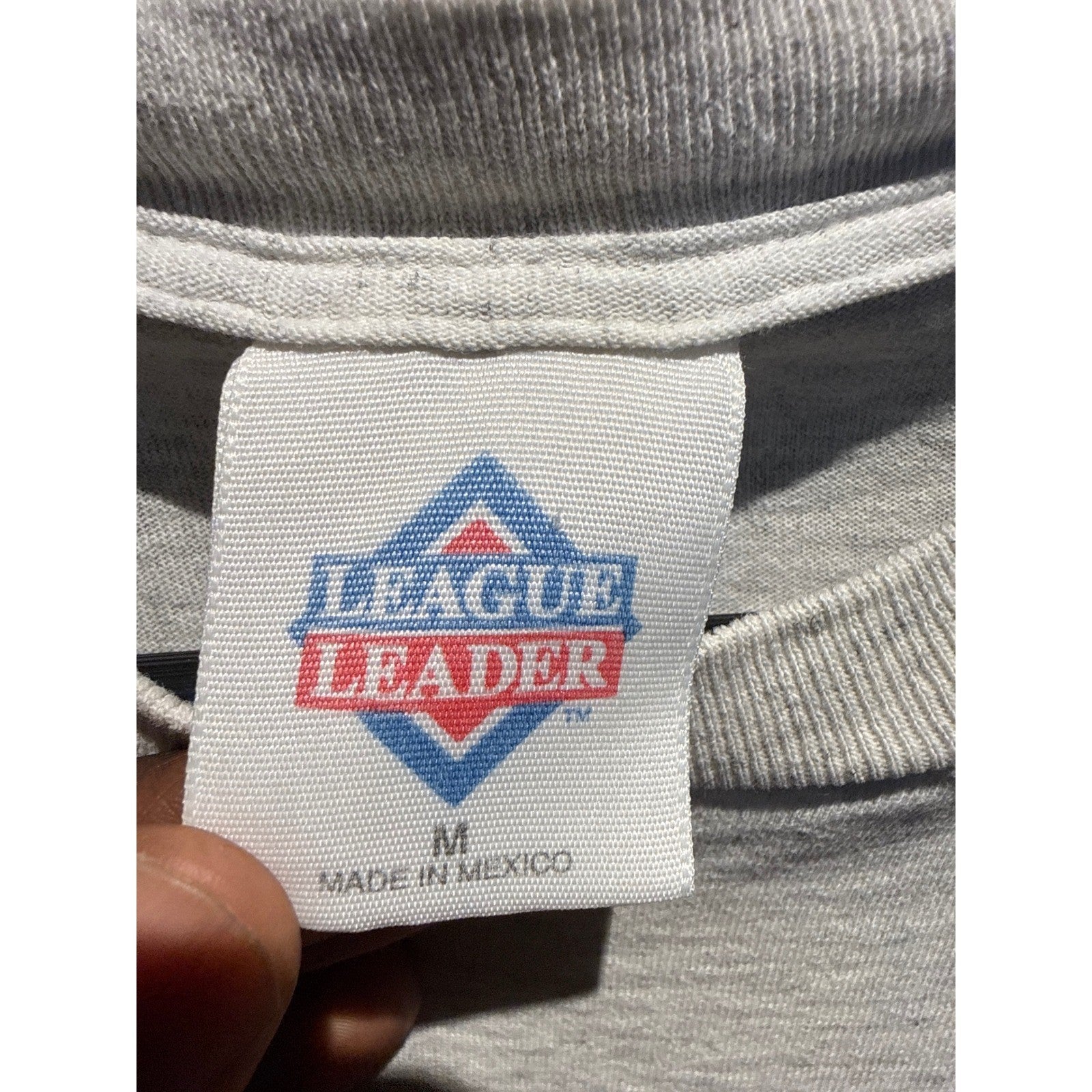 Vintage 1994 Atlanta Braves Taz Youre Out T-Shirt League Leader Gray MLB XL