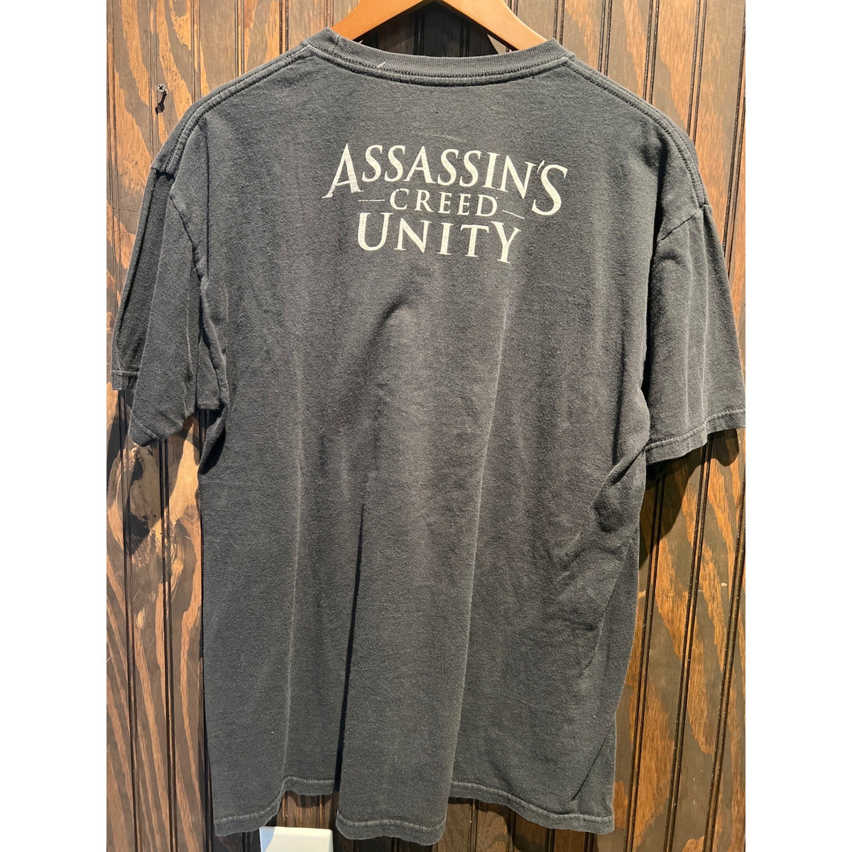 Assassins Creed Faded Black Graphic T-Shirt Gaming Streetwear Tee 20x13