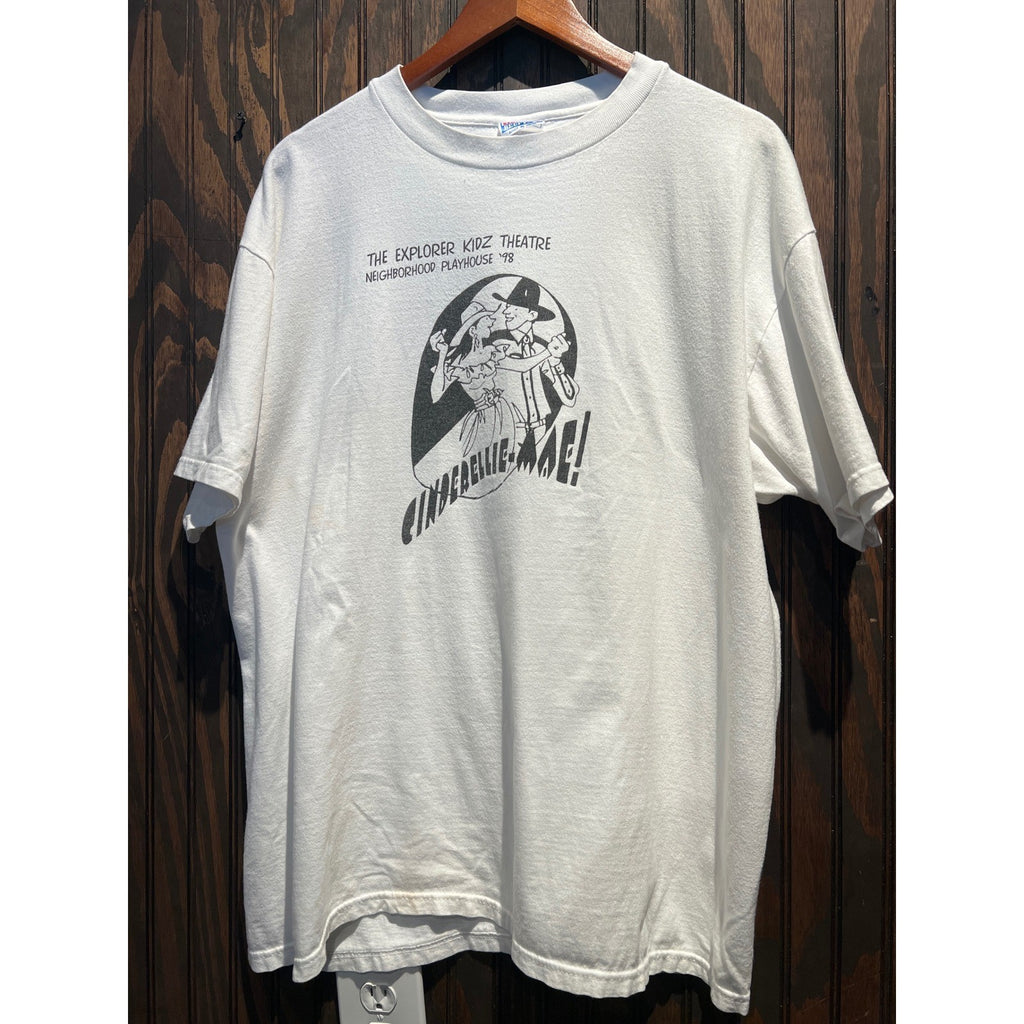 Vintage 1998 Hanes Beefy-T Cinderellie-Me Theatre Graphic T-Shirt XL White