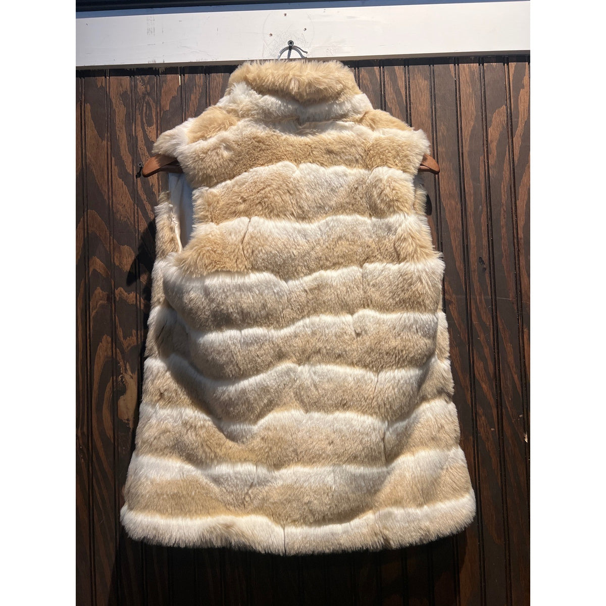 Faux Fur Vest Cream Tan Tiered Horizontal Panel Sleeveless Jacket Glam Boho