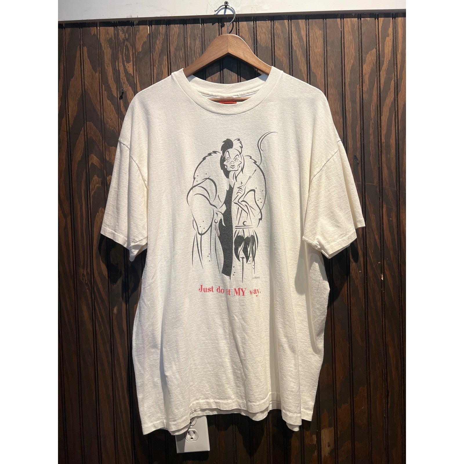 Vintage Disney Cruella De Vil Just Do It My Way Graphic T-Shirt White 25x30