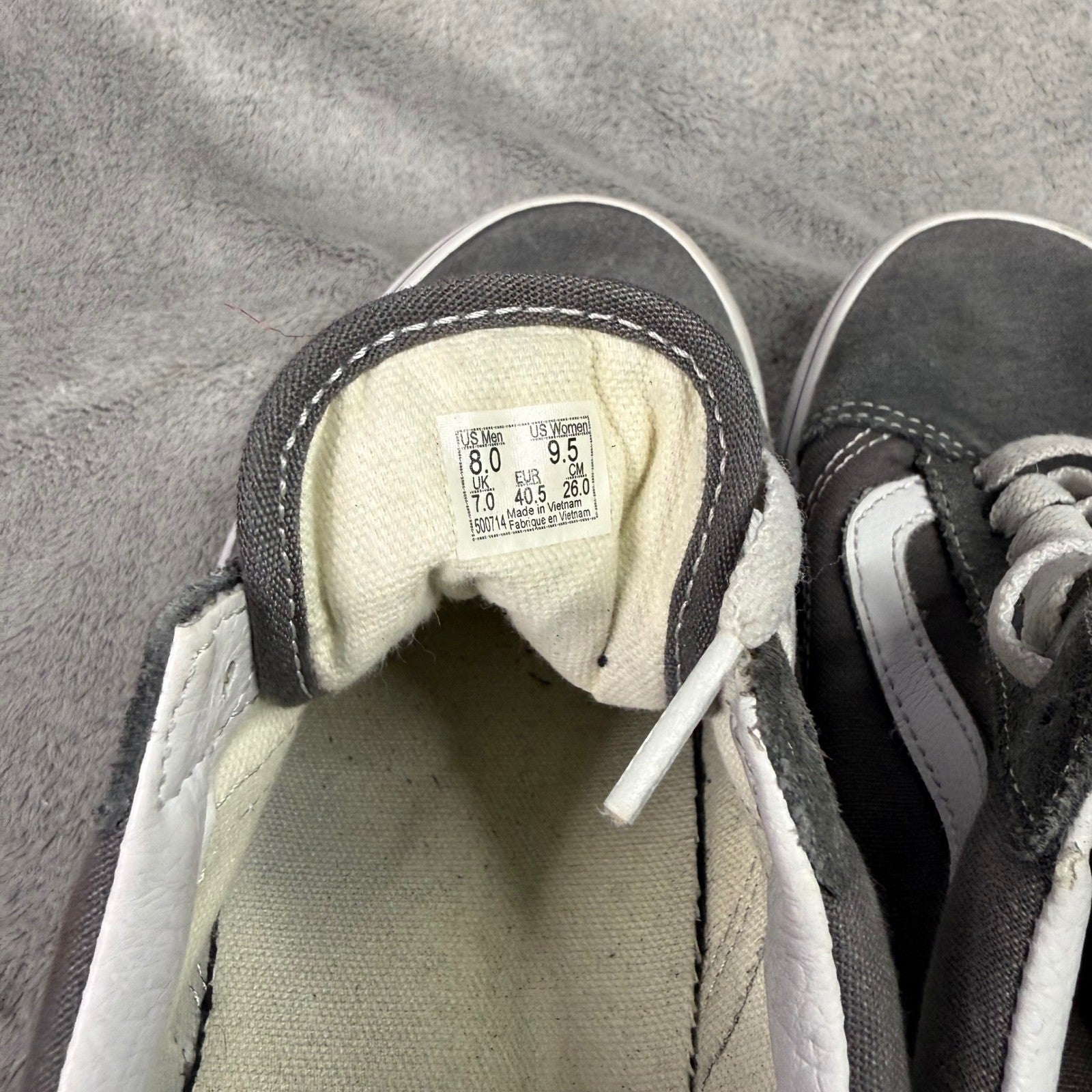 Vans Old Skool Gray Suede White Stripe Low Top Skate Shoes Womens 8 Mens 6.5