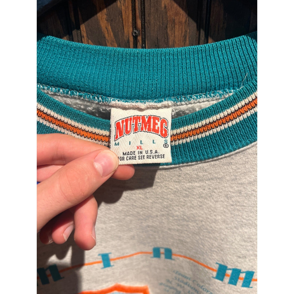 Vintage Miami Dolphins NFL Sweatshirt Gray Chenille Patch Pullover Mens XL 30x27