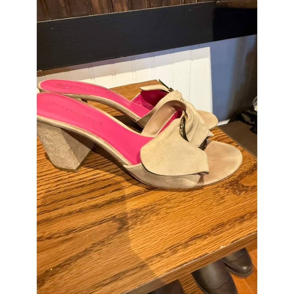 Trina Turk Suede Bow Mule Heels Womens 7.5 Taupe Beige Block Heel Slide Sandals