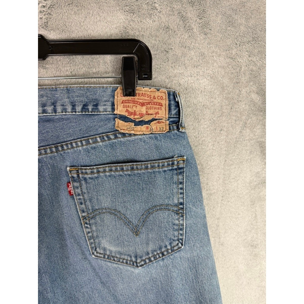 Levi's 505 Mens Jeans Light Wash Straight Fit Size 34x32 Denim Pants