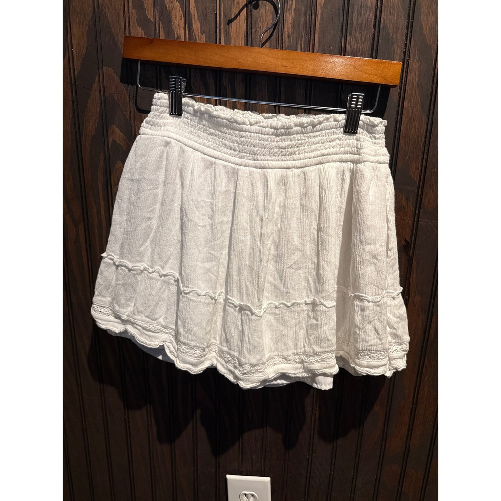 Womens White Smocked Waist Tiered Mini Skirt Eyelet Lace Trim Boho Summer Skirt