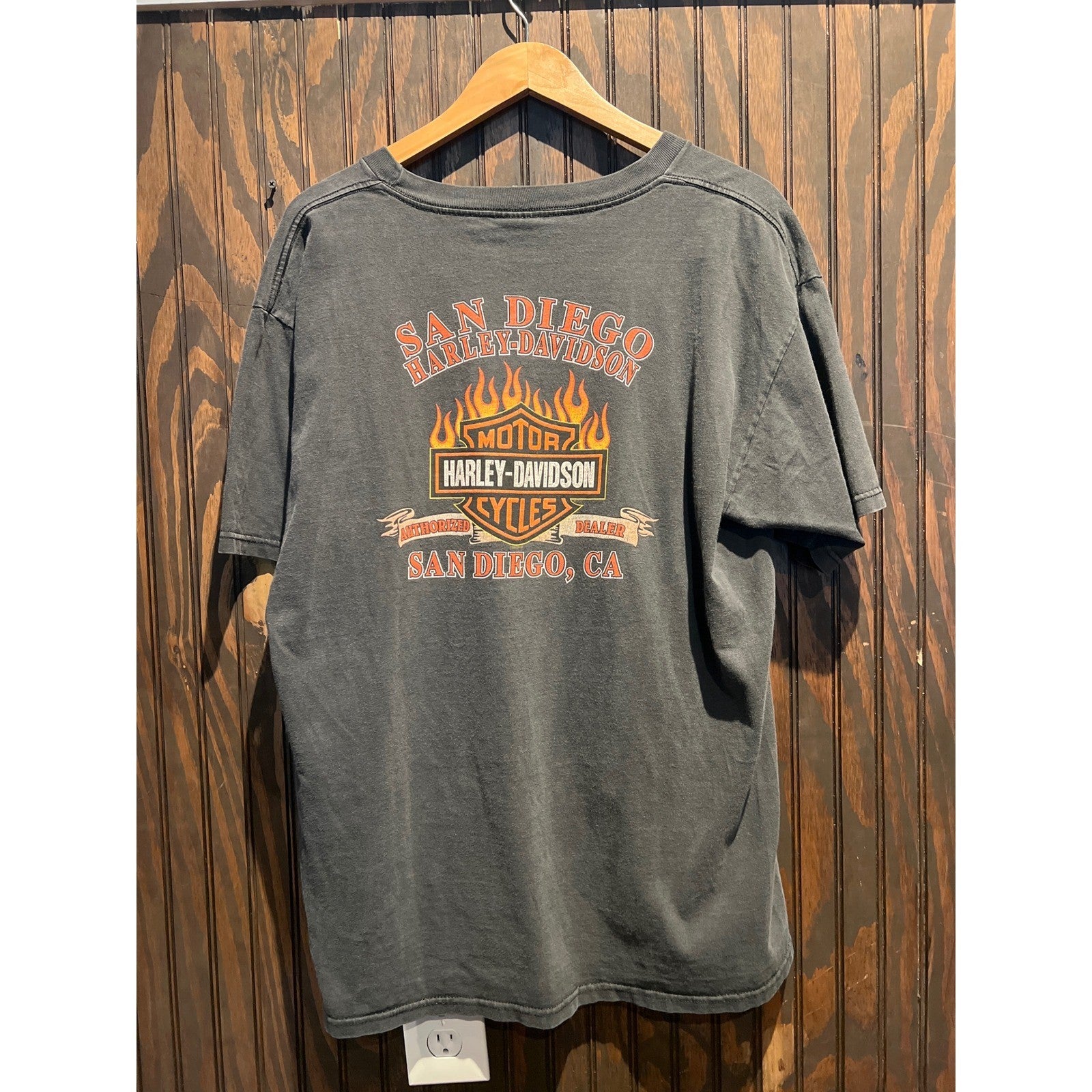 Vintage Harley Davidson Flaming Eagle Graphic T-Shirt Faded Black Mens XL 25x30