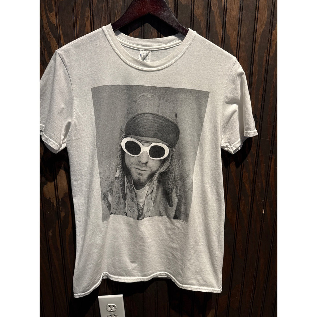 Kurt Cobain Nirvana Graphic T-Shirt White Jesse Frohman Sunglasses Grunge Mens M
