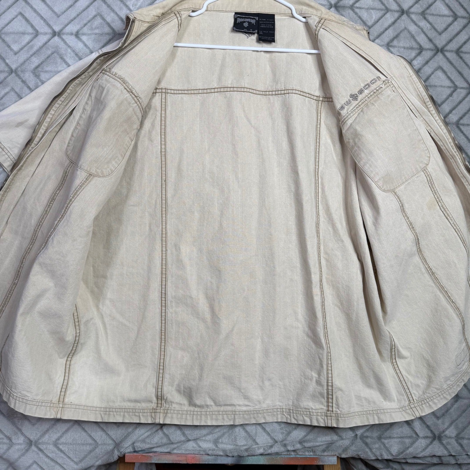 Rocawear Men's Tan Short Sleeve Zip Up Workwear Shirt Casual Tan Size XL