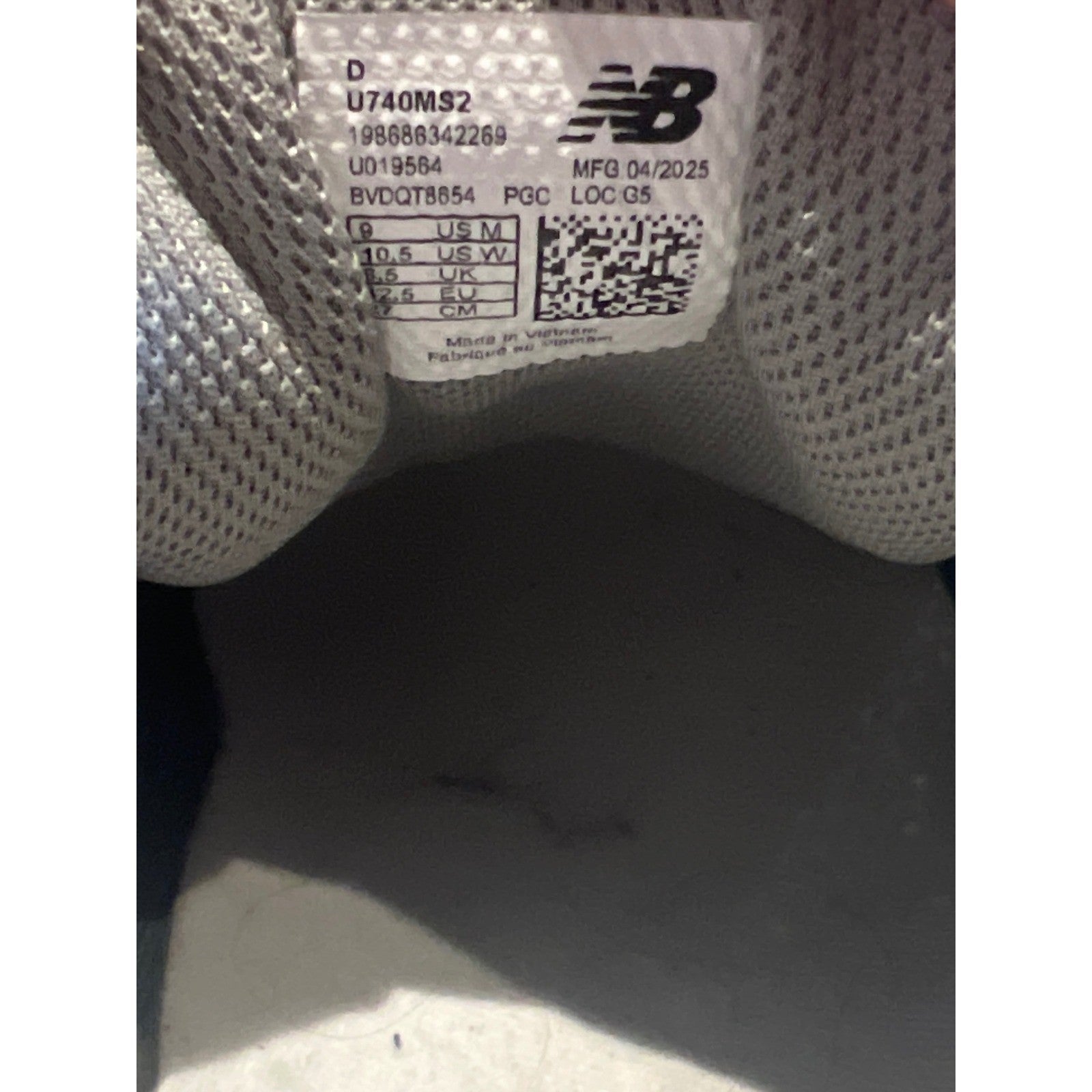 New Balance 530 Metallic Silver Burgundy Gum Running Shoes Mens 9 Women 10.5
