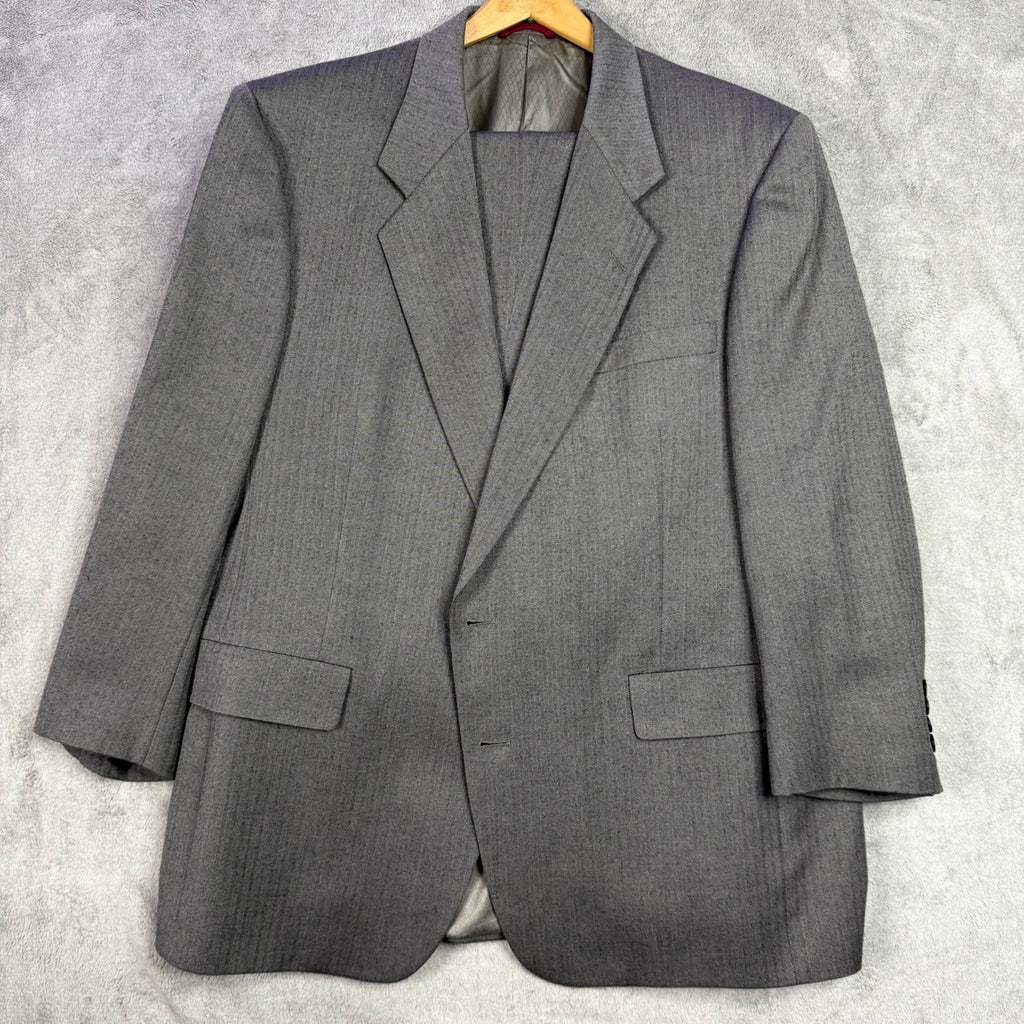 Richard Roberts Men's Gray Herringbone Suit Jacket and Pants Set