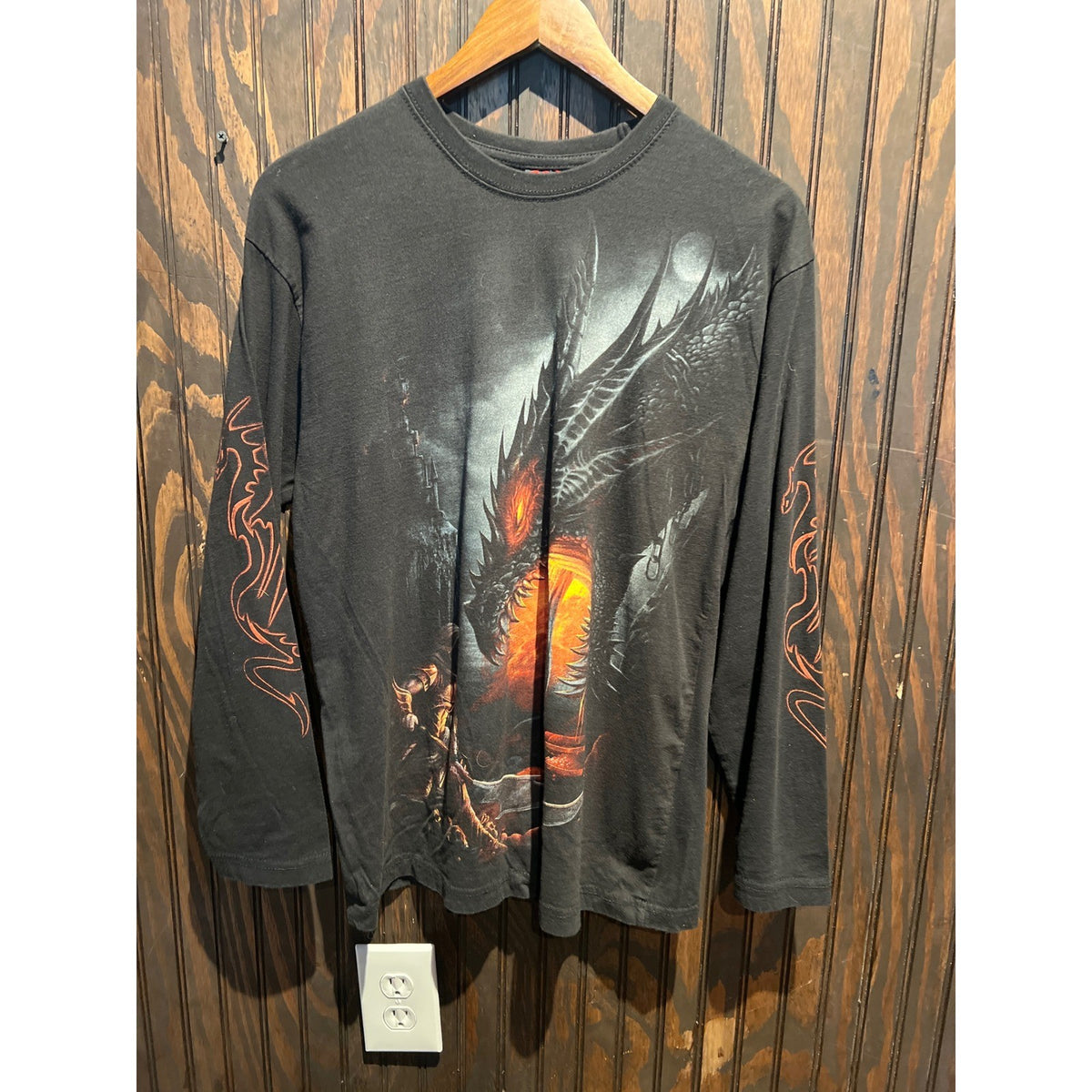 Mens Black Fantasy Dragon Graphic Long Sleeve Shirt Crew Neck Tee 21x28