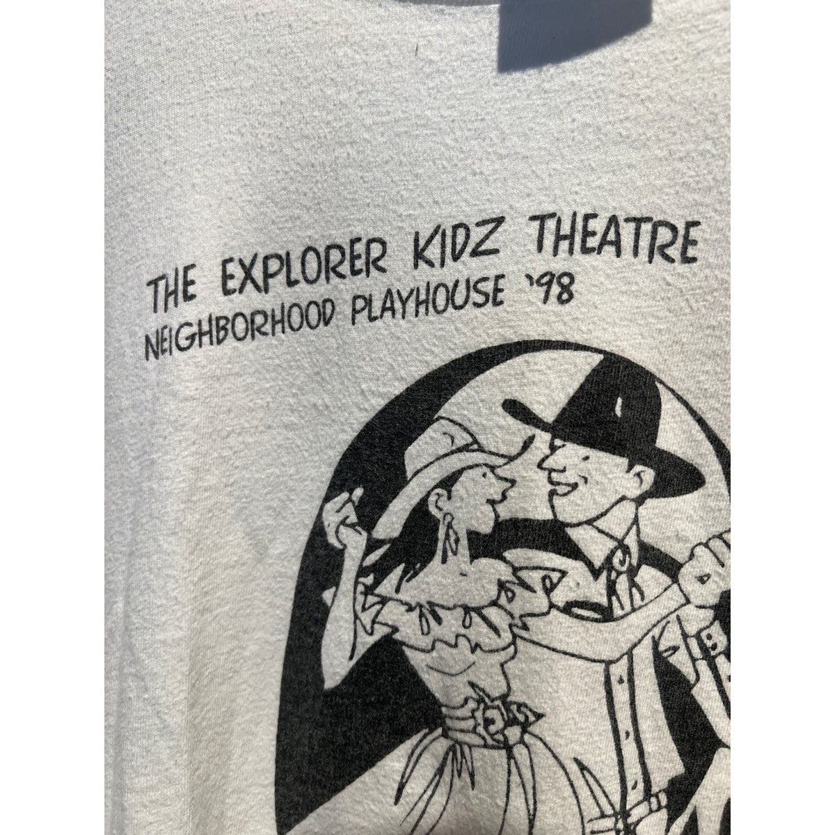 Vintage 1998 Hanes Beefy-T Cinderellie-Me Theatre Graphic T-Shirt XL White