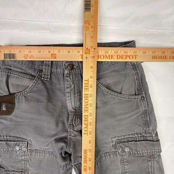 Wrangler Men's Grey Cargo Work Pants Straight Fit Size 30x32 Utility Pockets