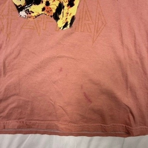 Def Leppard Leopard Graphic T Shirt Pink Cotton Short Sleeve Band Tee L