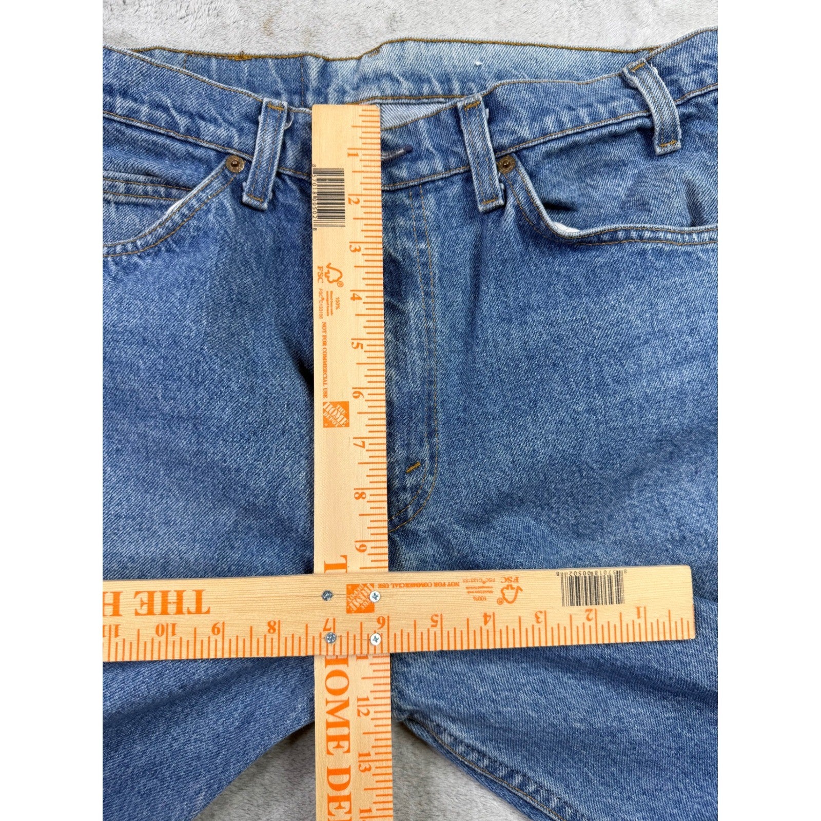 Levi Strauss 501 Jeans Blue Denim Straight Leg Button Fly Mens Size 34