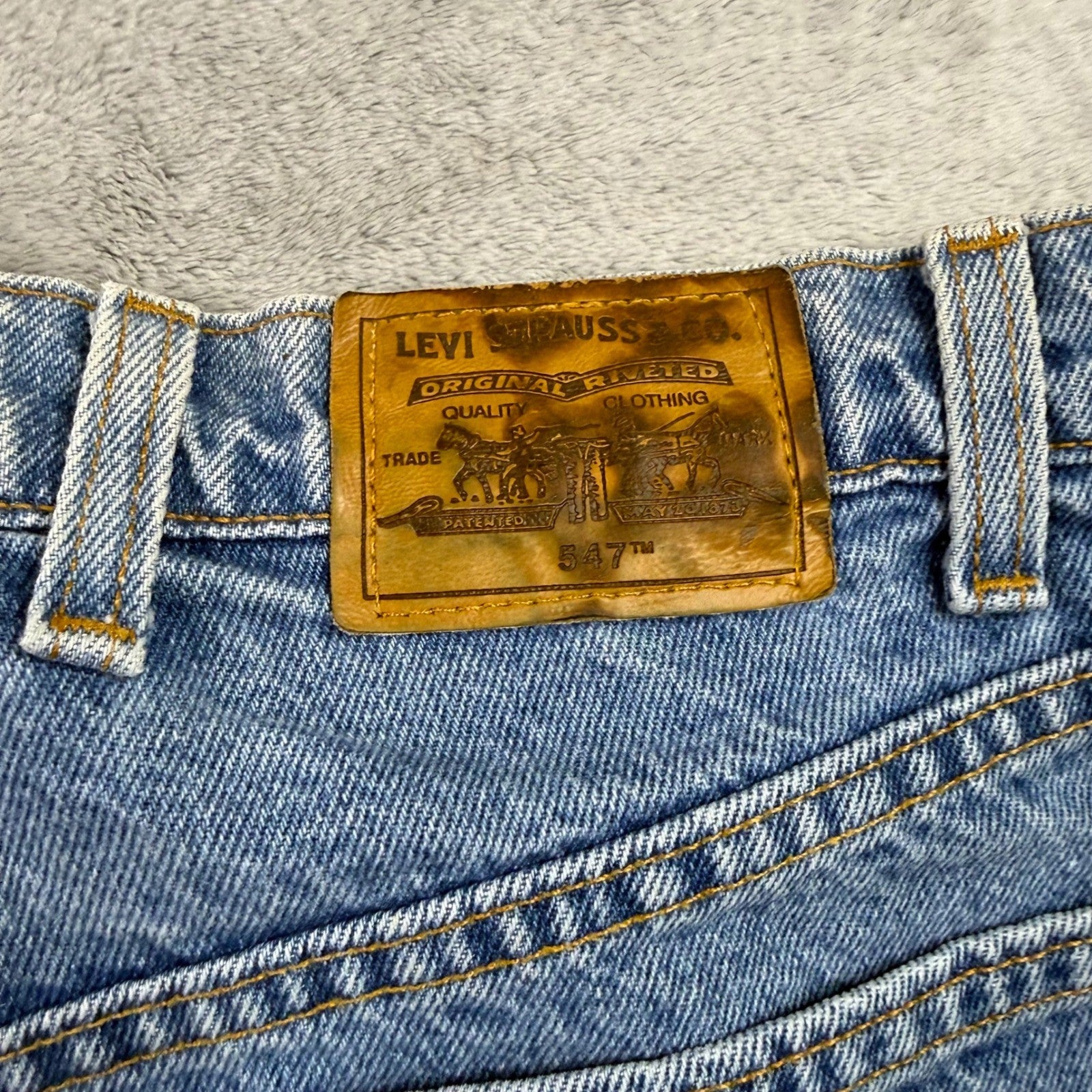 Levi Strauss Signature Mens Loose Pleated Light Wash Denim Jeans Size 40x30
