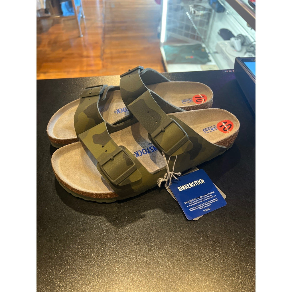 Birkenstock Arizona Camouflage Birko-Flor Mens Slide Sandals Green Camo 1022415