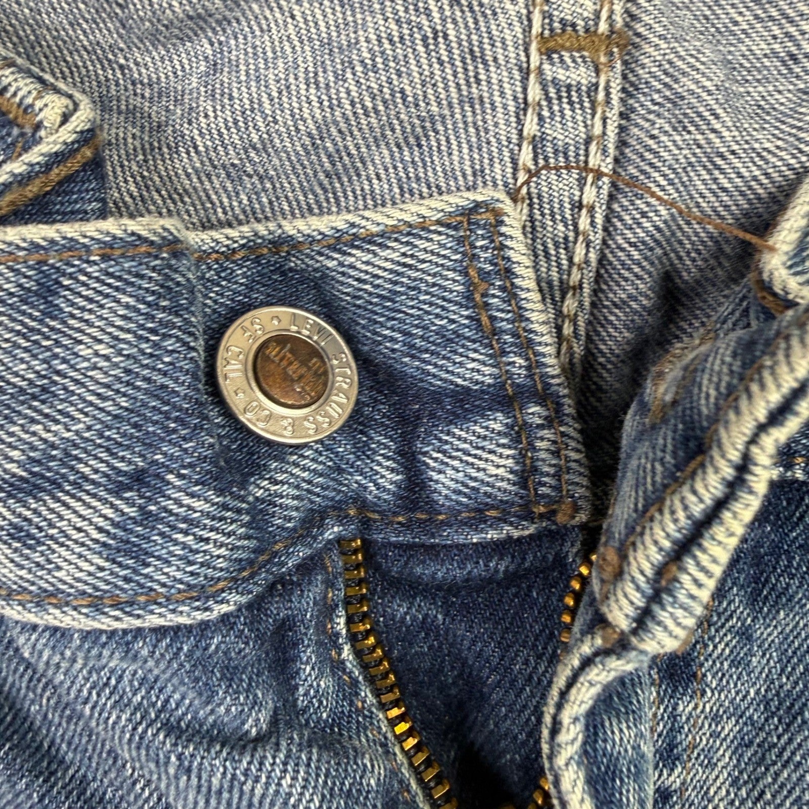 Levi's 505 Straight Fit Jeans Mens Blue Denim Button Fly Size 36x36