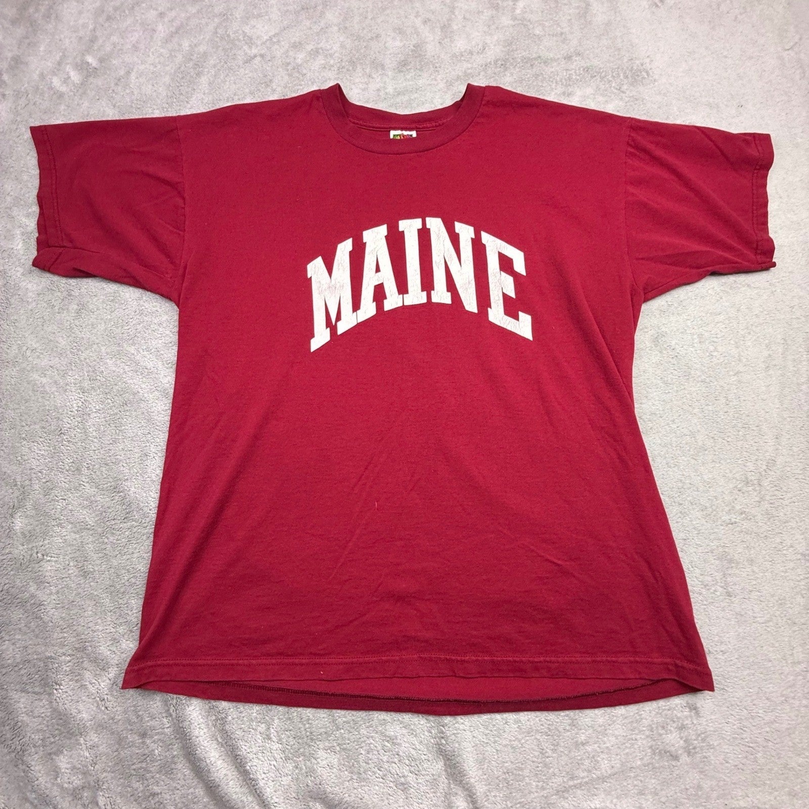 Fruit of the Loom MAINE Red Graphic T Shirt Mens XL Cotton Polyester Blend