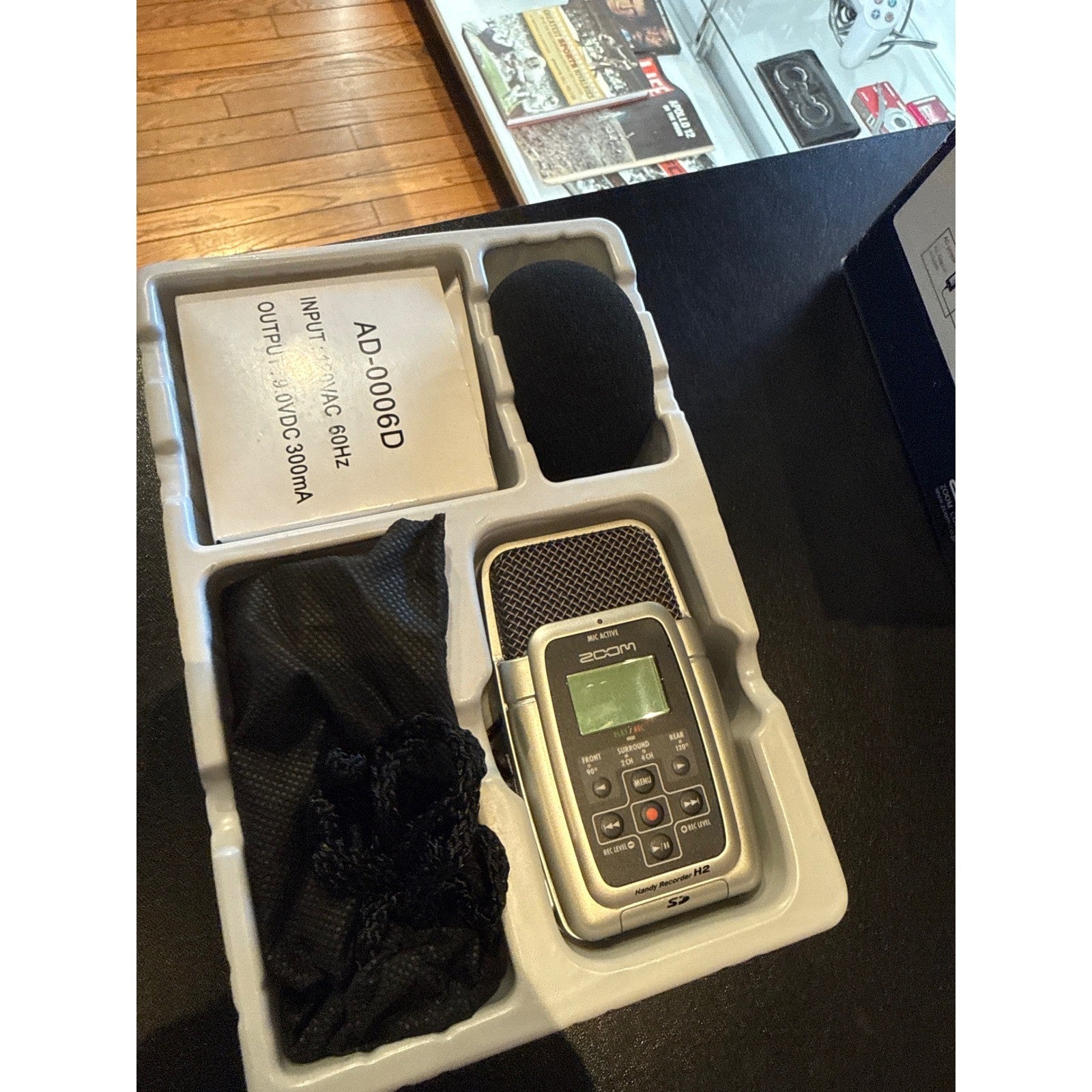 Zoom H2 Handy Recorder Portable Digital Stereo Audio Recorder Silver H2-12000