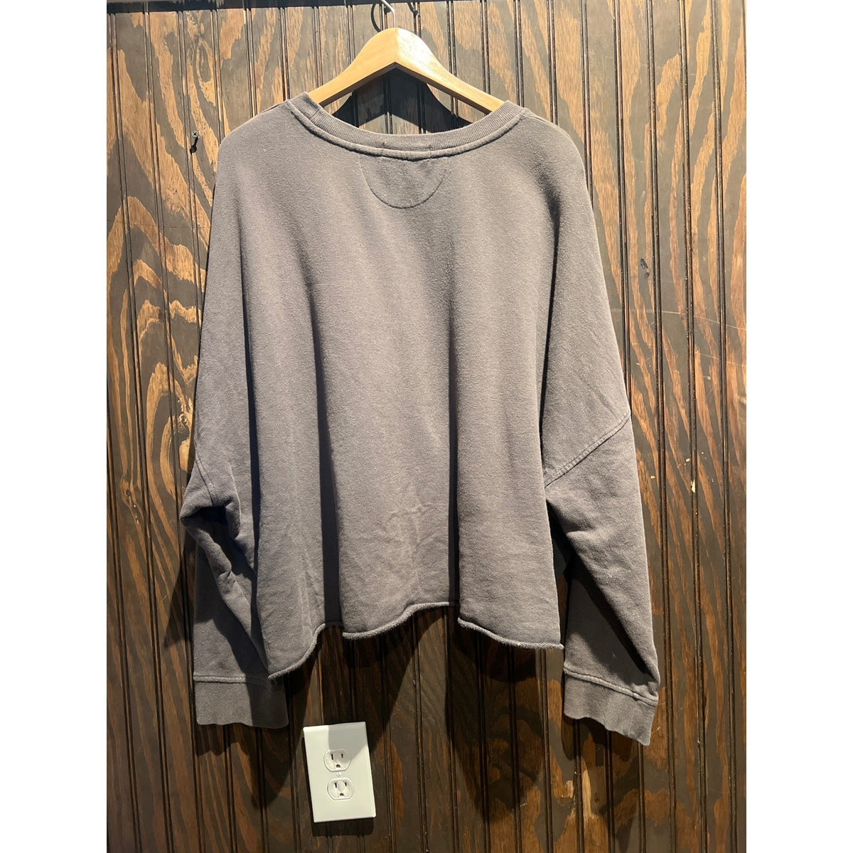 Daydreamer The Rolling Stones Rainbow Lips Cropped Sweatshirt Charcoal XL