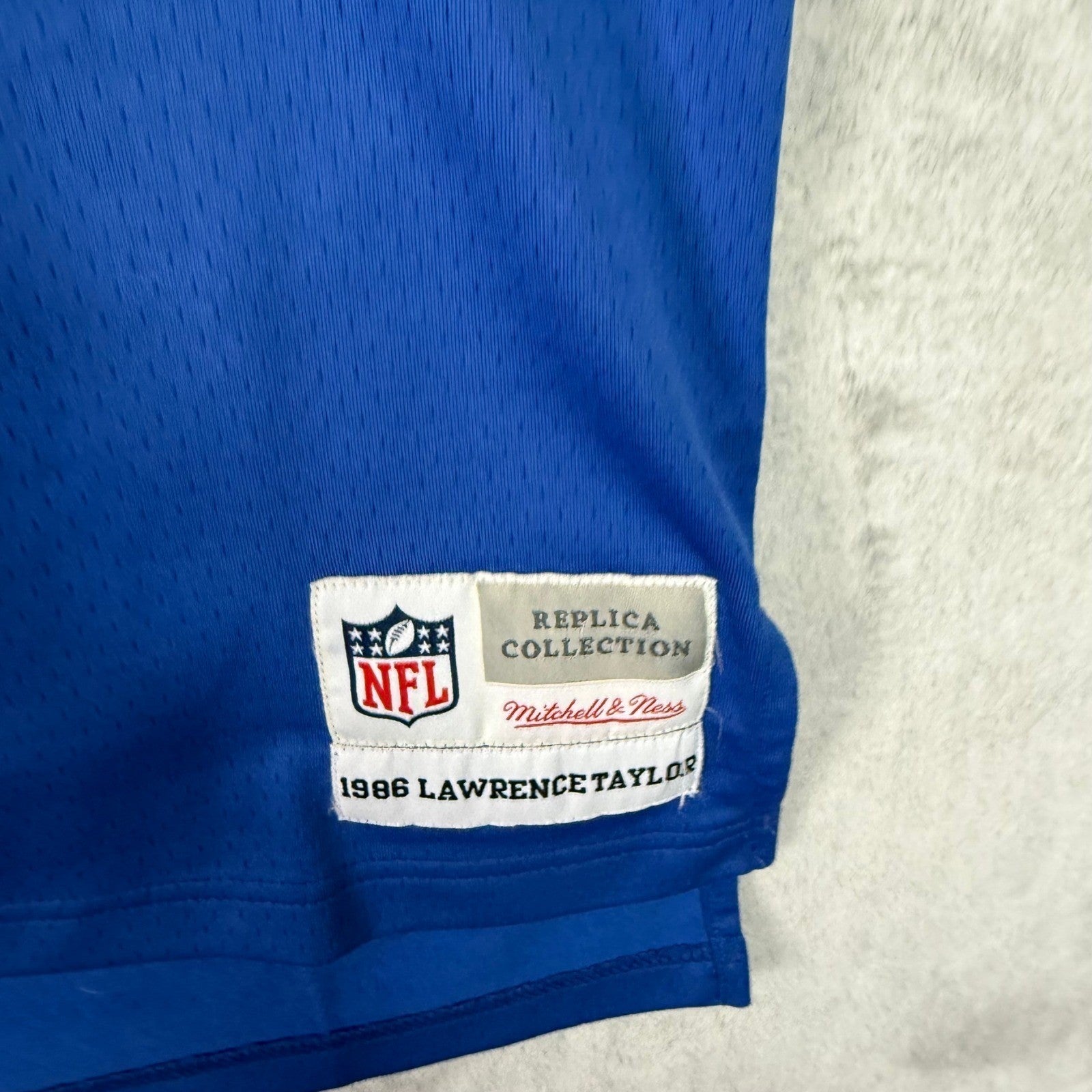 100% Authentic Lawrence Taylor Mitchell & Ness 1986 Giants Jersey Size 52 2XL