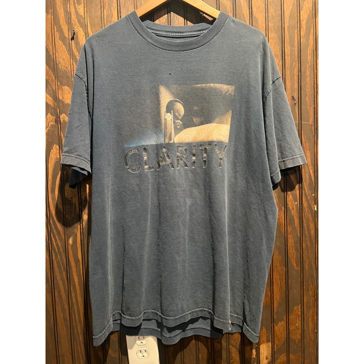 Vintage Faded Black Clarity Graphic T-Shirt Distressed Streetwear Tee