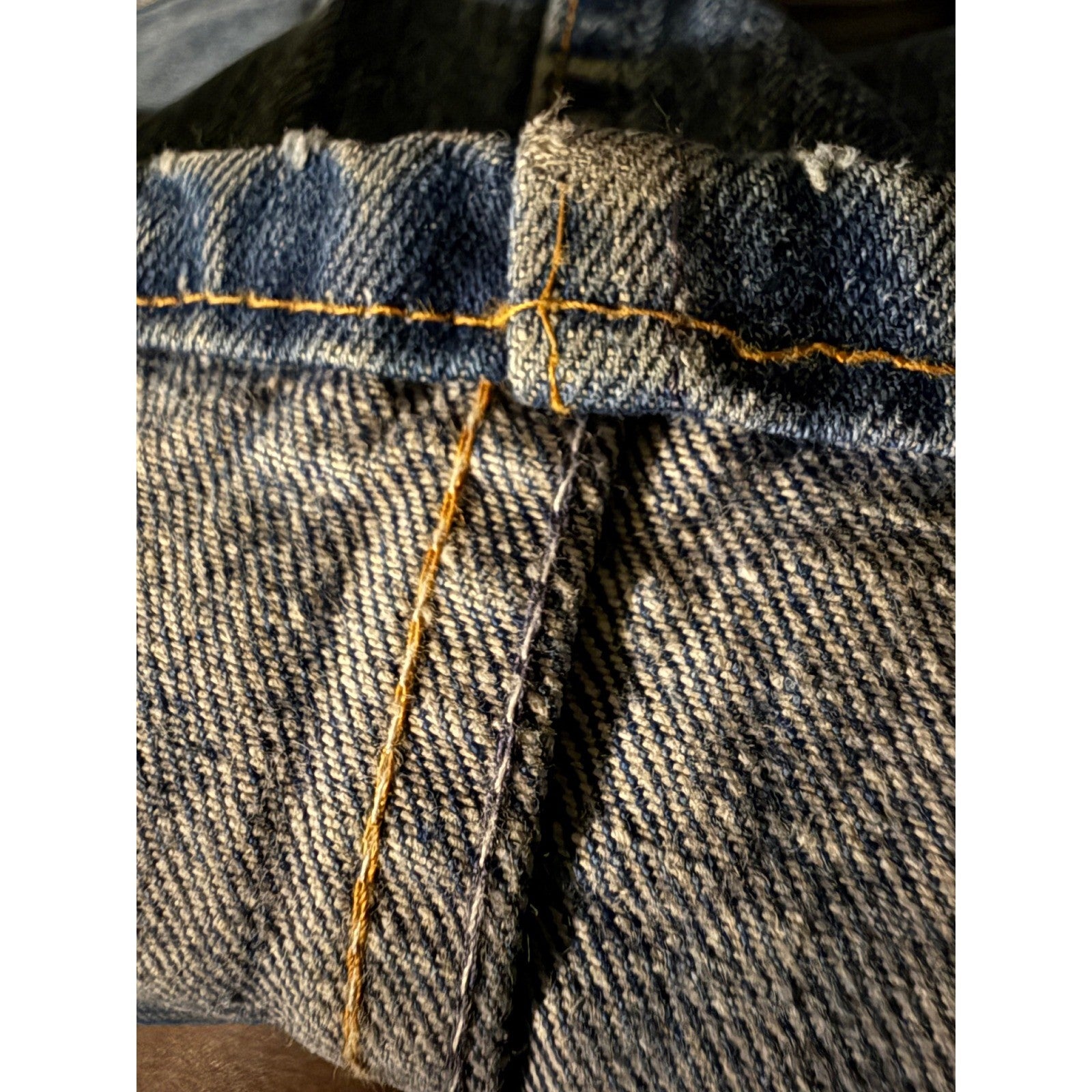 Vintage Levi's 505 Orange Tab Jeans USA Made Zip Fly Distressed date p5/75