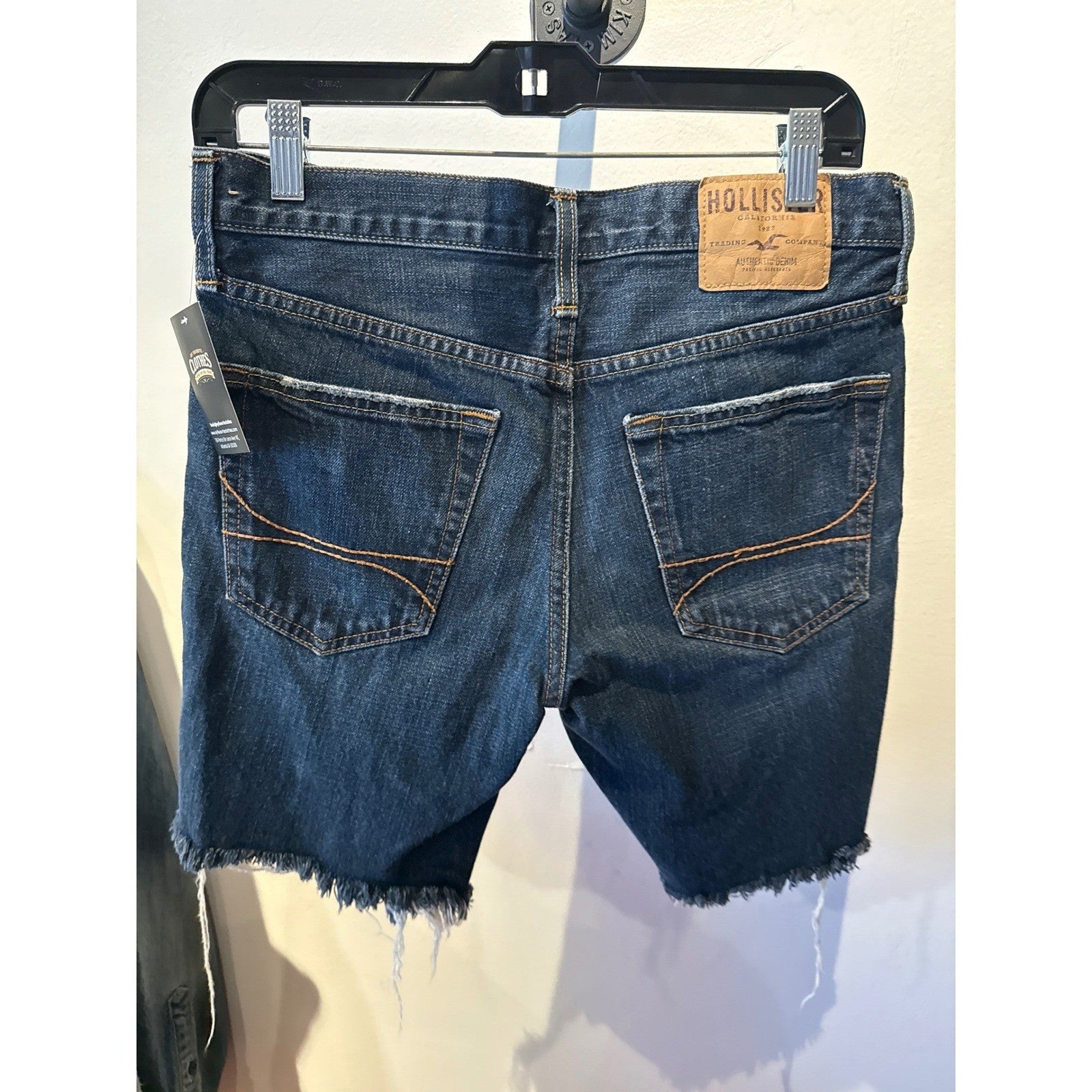 Hollister Mens Dark Wash Denim Cut Off Shorts Raw Hem Blue W30 Slim Fit Casual