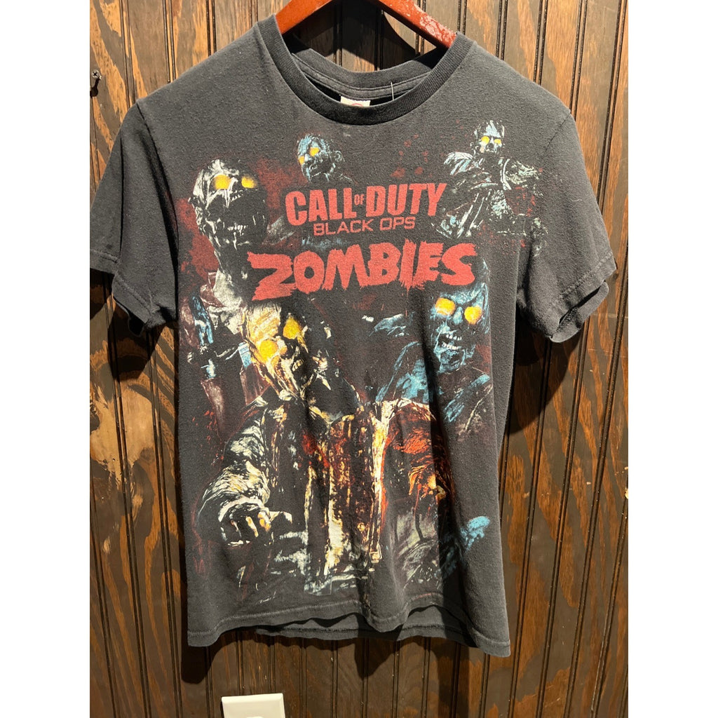 Call of Duty Black Ops Zombies Graphic T-Shirt Faded Black Gaming Tee Mens M