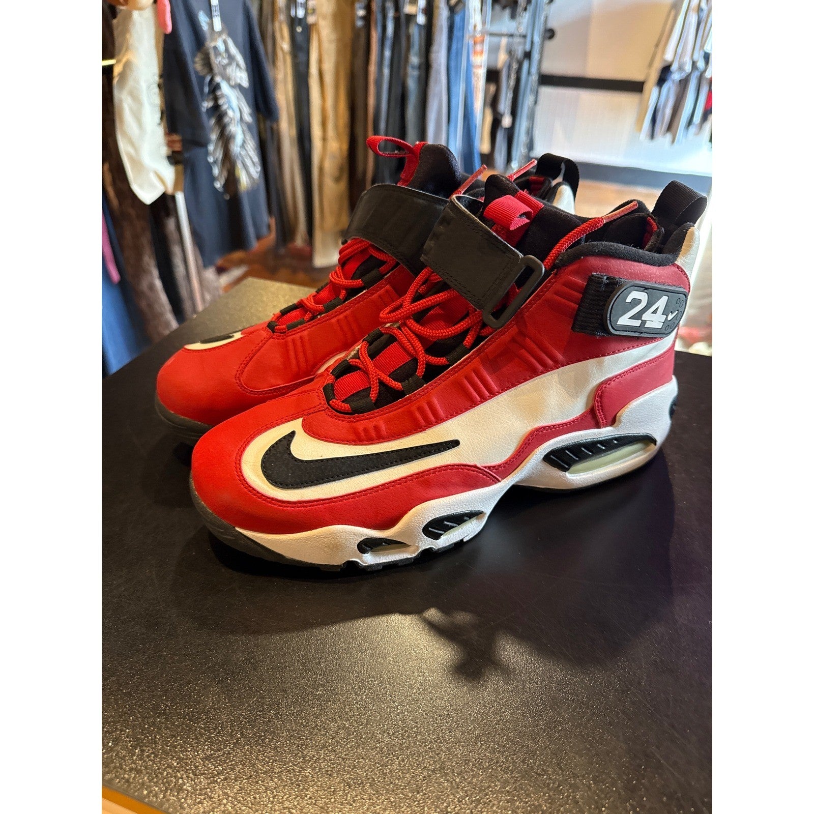 Nike Air Max Griffey 1 Varsity Red White Black 354912-106 Mens Size 12 with Box