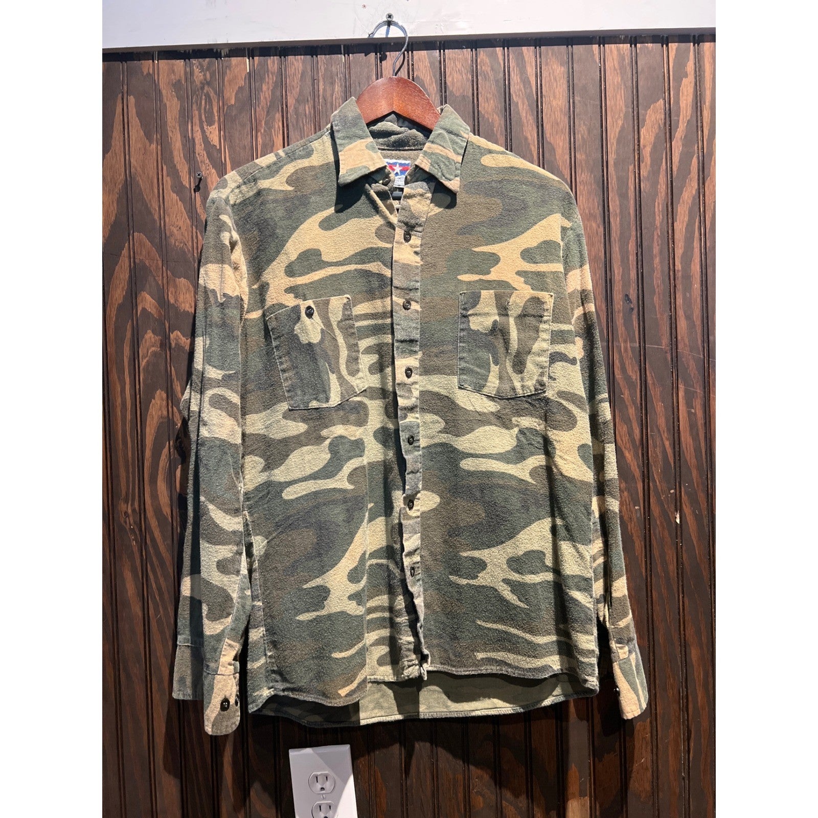 American Edition Mens Camo Flannel Shirt Medium Green Brown Woodland Button Up