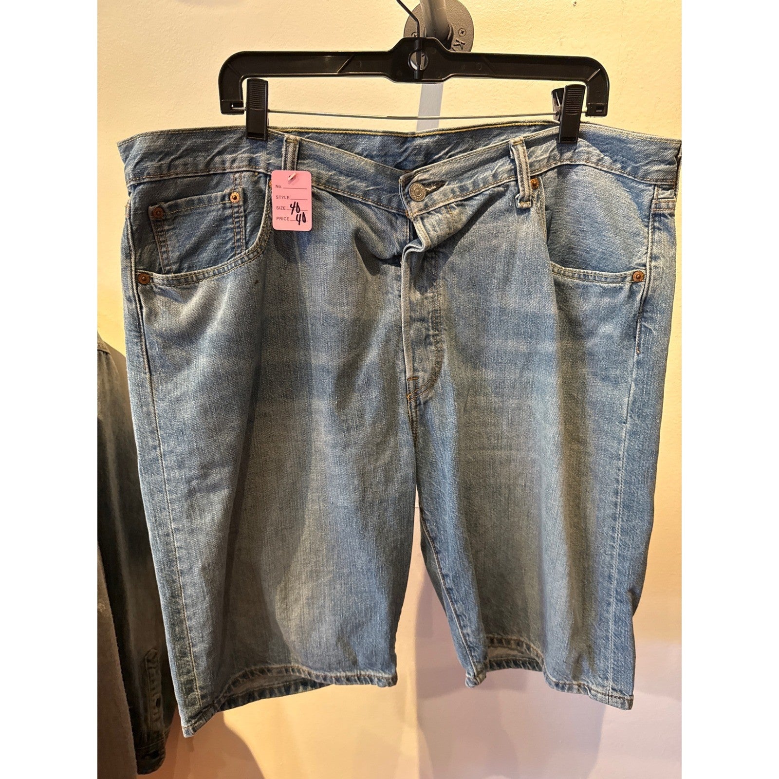Mens Blue Denim Shorts Relaxed Fit Medium Wash Button Fly Size 48 Jorts