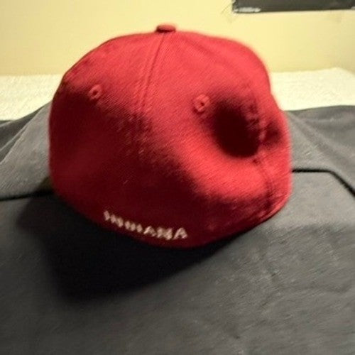 New Era Indiana Hoosiers 59FIFTY Fitted Baseball Cap Size 7 Red