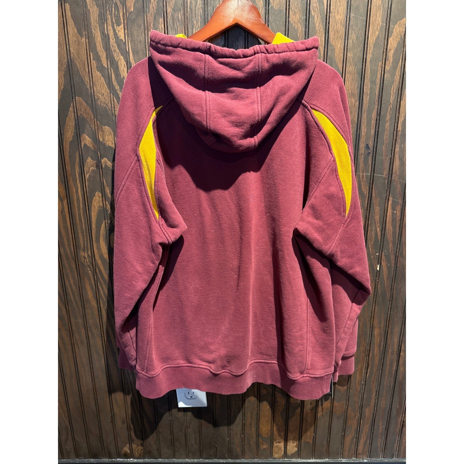 Nike Minnesota Golden Gophers Hoodie Maroon Gold Embroidered Center Swoosh XL