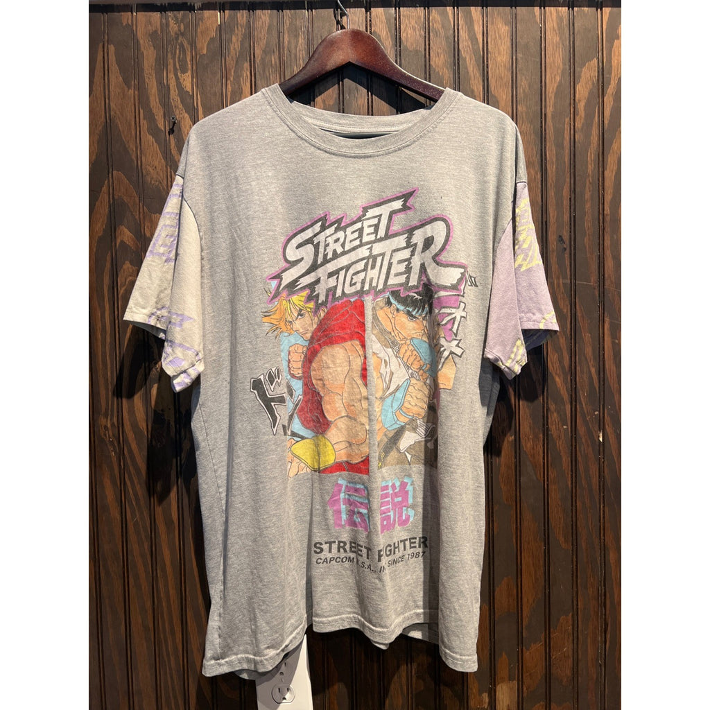 Capcom Street Fighter Graphic Tee Mens 2XL Gray Ryu Ken Colorblock Sleeve Shirt