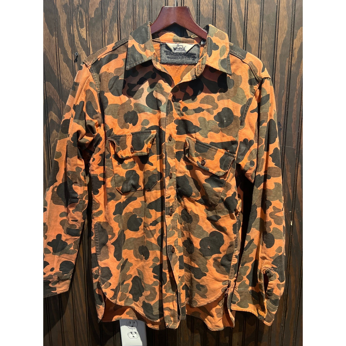 Vintage Woolrich Duck Hunter Camo Chamois Cloth Shirt Orange Brown Mens Large