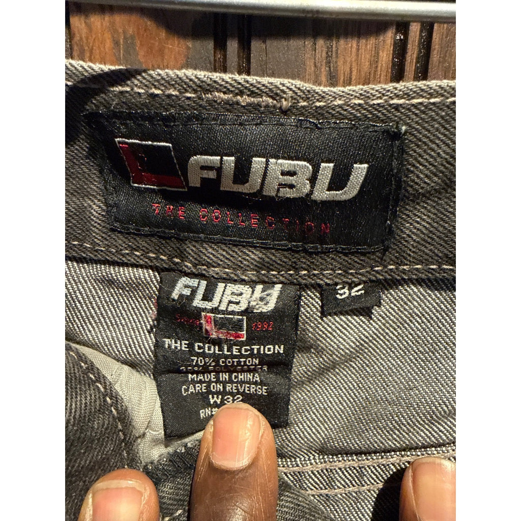 FUBU Mens Vintage Baggy Carpenter Denim Shorts Faded Cargo 32x14 Distressed