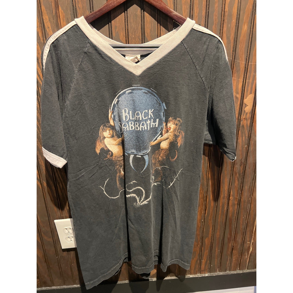 Black Sabbath Heaven and Hell Graphic Ringer T-Shirt V-Neck Faded Black XL