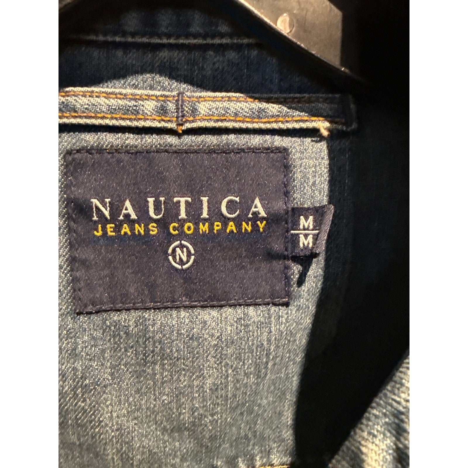 Nautica Jeans Company Mens Medium Wash Distressed Denim Trucker Jacket Blue M