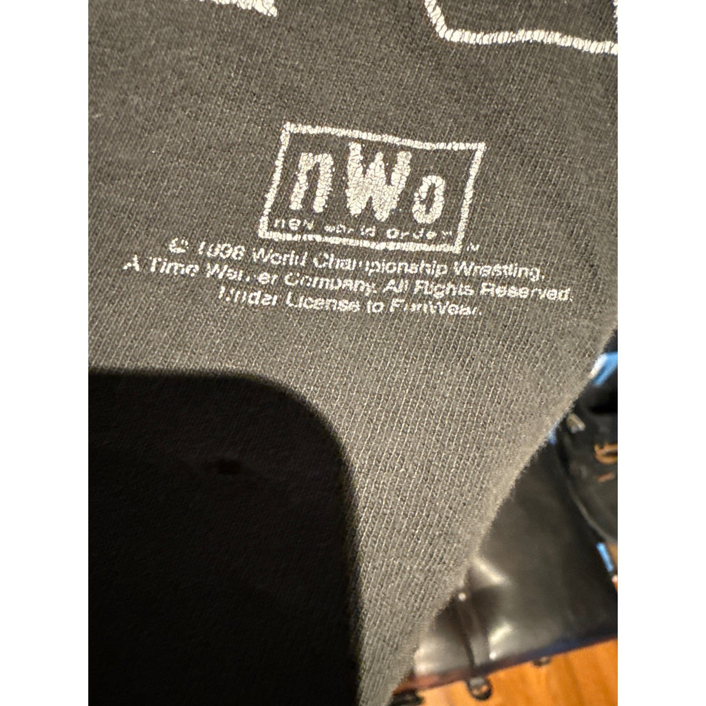Vintage WCW Hollywood Hogan nWo T-Shirt Thrashed Distressed 90s Wrestling 29x31
