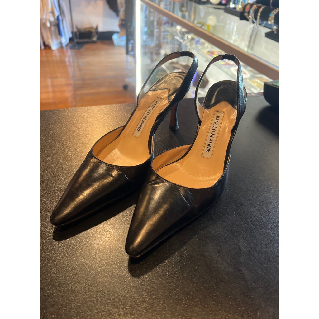 Manolo Blahnik Black Leather Pointed Toe Slingback Pumps Heels Size 38 Italy