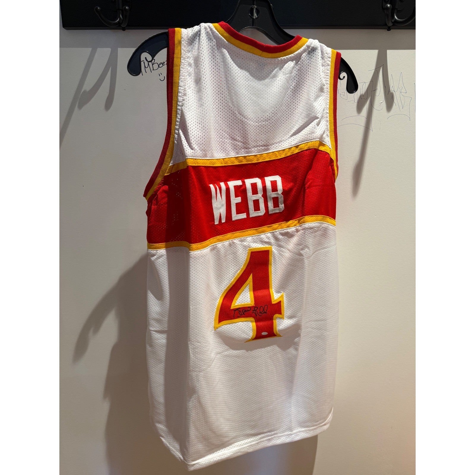 Spud Webb Signed Atlanta HawksBasketball Jersey XL White Red Yellow #4 Autograph
