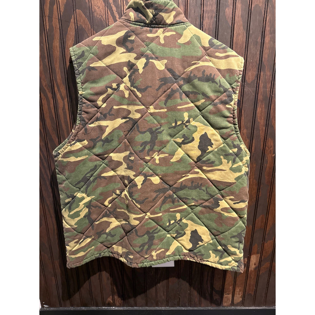 Vintage Camouflage Quilted Vest Mens XL Woodland Camo Full Zip Hunting Utility