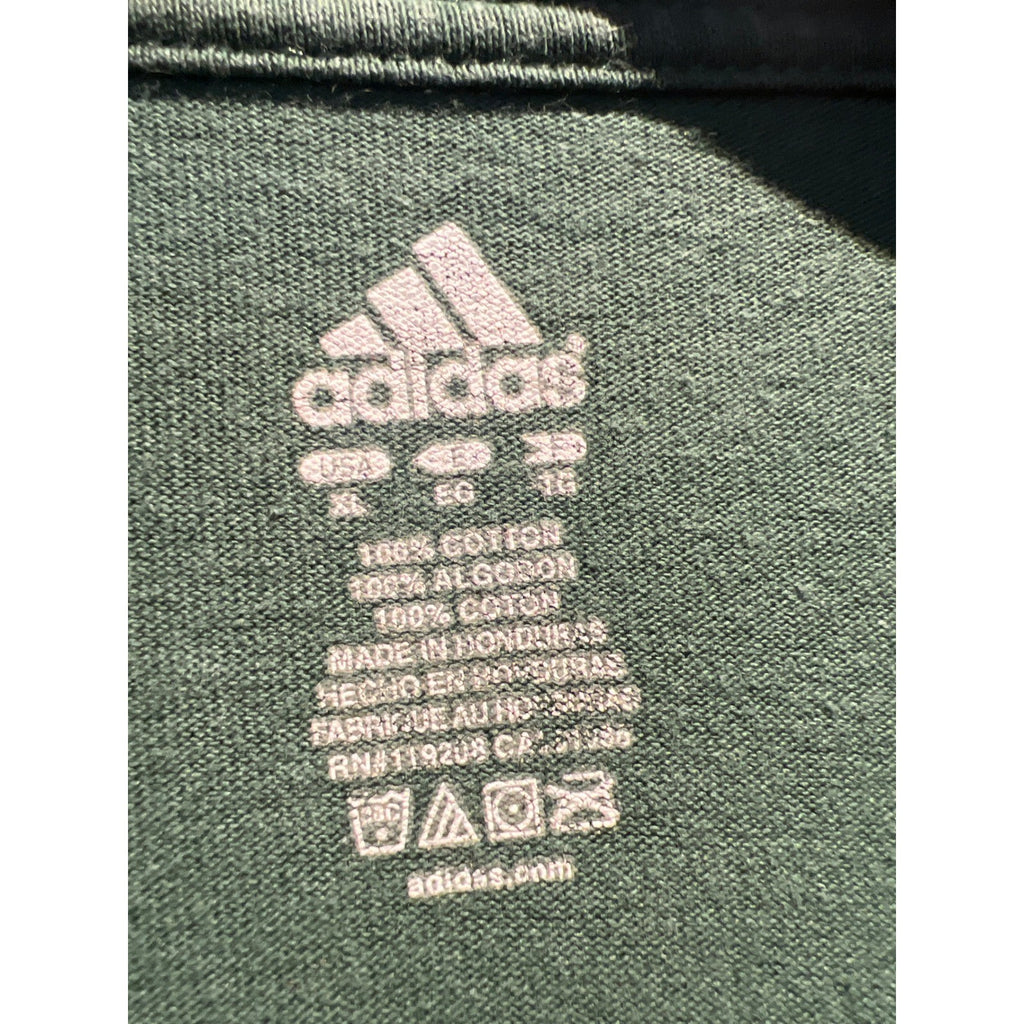 Adidas Milwaukee Bucks Basketball Long Sleeve Shirt Green Mens XL 25x28 NBA